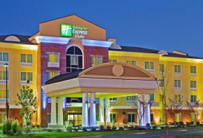  Holiday Inn Express Hotel & Suites Ooltewah Springs - Chattanooga, an IHG Hotel  Ултюа